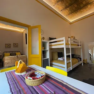 https://a-casa-di-ale-e-lalla.it-romehotels.com